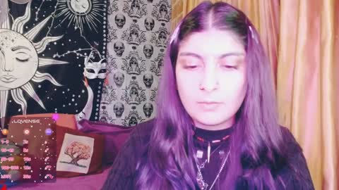 Snapshot of dak_7 chatting on 01.14.25 -- -- help me reach 100 hands up online show from 01.14.25