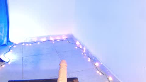 VALENTINA  online show from 11.26.25