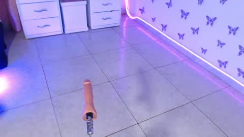 VALENTINA  online show from 03.30.26