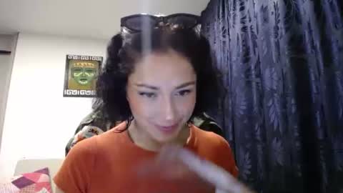 IG  dakotasofiaa online show from 12.29.24