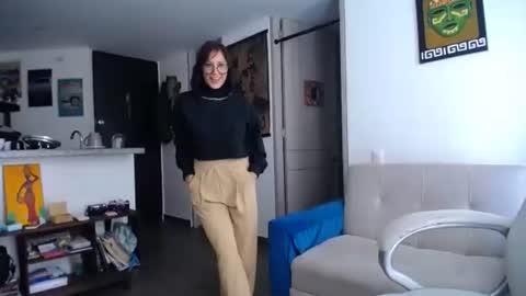 IG  dakotasofiaa online show from 03.09.25