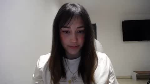 IG  dakotasofiaa online show from 05.19.26