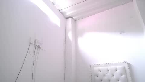 Snapshot of dakota_and_aron chatting on 02.01.26 Dakota and Aron online show from 02.01.26