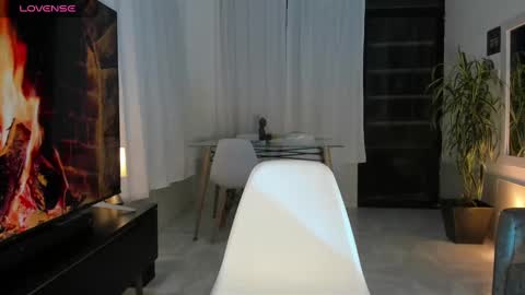 Daniela online show from 01.07.25