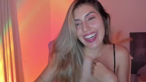 Helloo HAPPY NEW YEAR  Ill be back soon   online show from 04.16.26