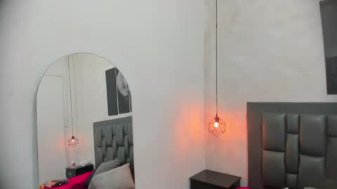 Snapshot of dakota_roussee chatting on 10.28.25 Dakota online show from 10.28.25