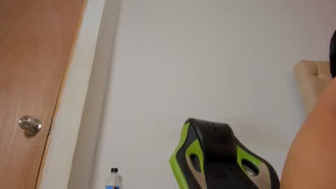 Snapshot of dakota_x18 chatting on 11.13.25 dakota_x18 online show from 11.13.25