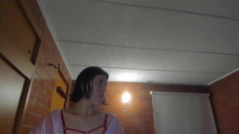 The girl of your dreams o online show from 12.24.24