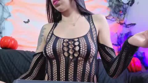 Dakota online show from 10.17.25