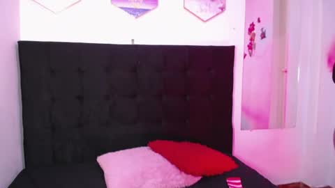 Snapshot of dakotarouse1 chatting on 03.30.26 Daakota online show from 03.30.26