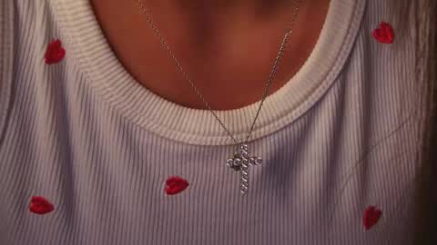 Snapshot of dakotasi chatting on 11.25.25 Dasha online show from 11.25.25