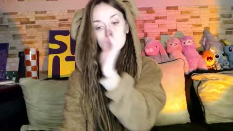 Dalia  online show from 10.12.25