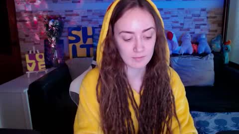 Dalia  online show from 11.24.25