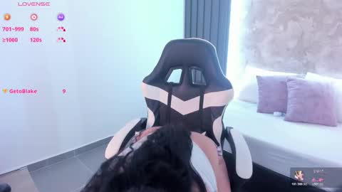 D A L I A  online show from 10.23.25