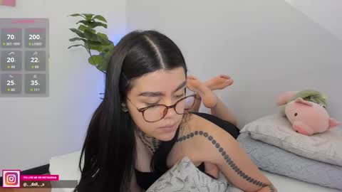 Snapshot of daliapunkt chatting on 09.25.25 Dalia online show from 09.25.25