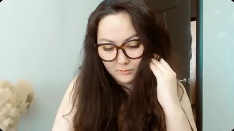 Snapshot of dalidayes chatting on 02.03.26 Dali online show from 02.03.26