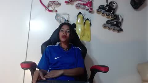 Snapshot of daliila_queen chatting on 06.24.26 dalila online show from 06.24.26