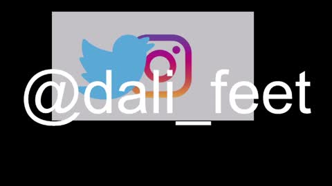 Snapshot of dalila_oficials chatting on 04.25.26 online show from 04.25.26