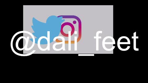 Snapshot of dalila_oficials chatting on 04.30.26 online show from 04.30.26
