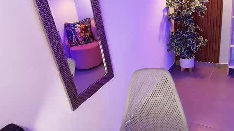 Dalila  online show from 10.16.25