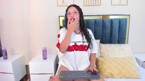 Dali Luu  online show from 07.08.26