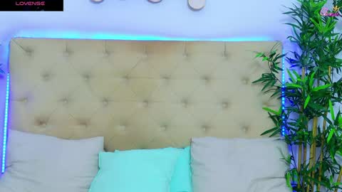 daliyaa_ online show from 05.19.26