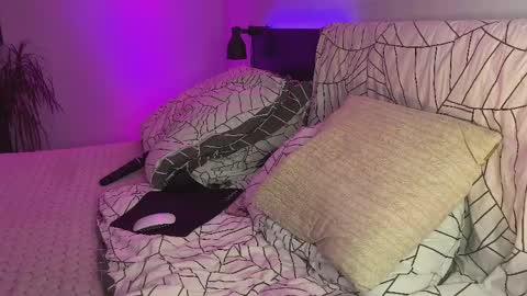 dalmatian_girl online show from 04.10.26