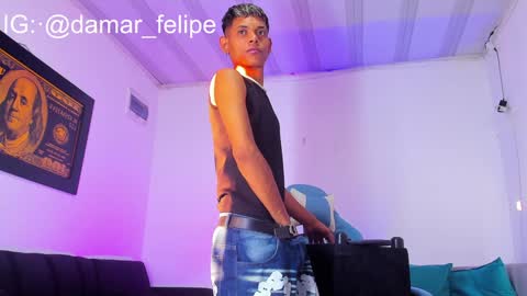 Snapshot of damar_felipe chatting on 01.22.25 damar_felipe online show from 01.22.25