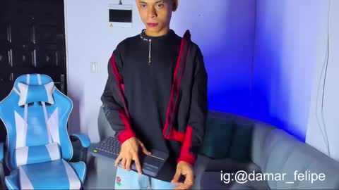 Snapshot of damar_felipe chatting on 03.01.25 damar_felipe online show from 03.01.25
