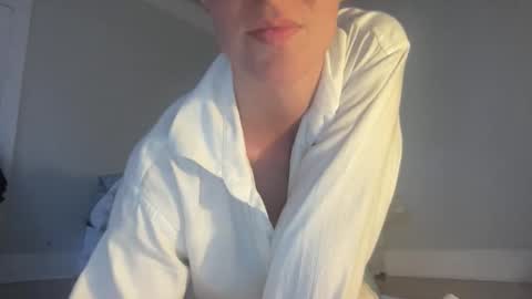 Snapshot of damedauphin chatting on 02.23.26 Montana online show from 02.23.26