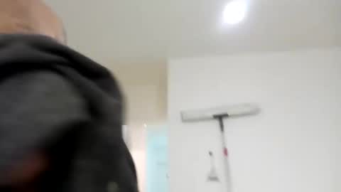 Snapshot of damian00777 chatting on 02.28.26 damian00777 online show from 02.28.26