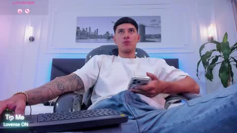 DAMIAN online show from 12.22.25