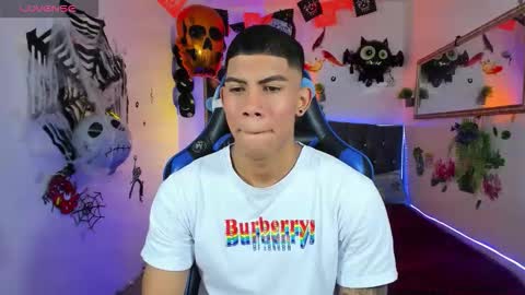 Damian online show from 10.15.25