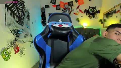 Damian online show from 10.19.25