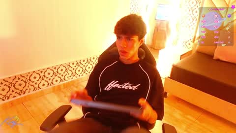 damian_tay online show from 04.11.26