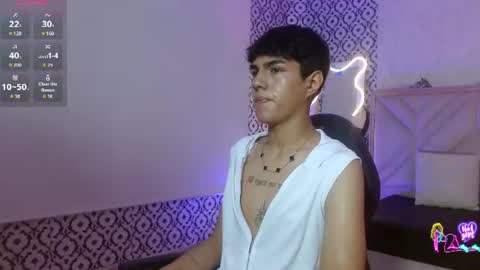 Snapshot of damian_tay1 chatting on 06.19.26 damian_tay1 online show from 06.19.26
