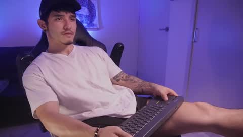 insta damn8   --------  online show from 12.07.24