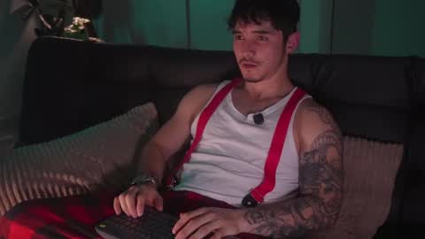 insta damn8   --------  online show from 12.21.25