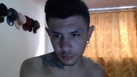 damiansexyboy69 online show from 11.11.25