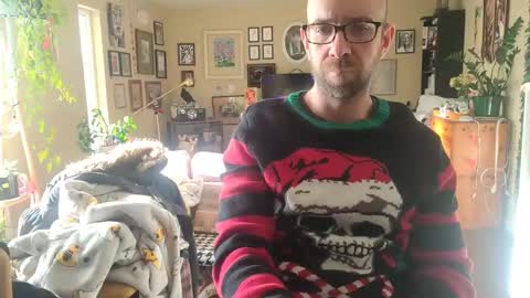 damien_mace online show from 12.25.24