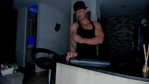 INSTAGRAM  DAMMIANMILLEROFICIAL online show from 12.17.25