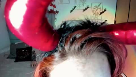 Criss online show from 10.23.25