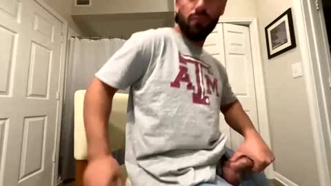 Snapshot of damnimhandsome25 chatting on 02.14.25 Clyde online show from 02.14.25