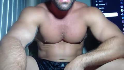 Snapshot of damnimhandsome25 chatting on 05.27.26 Clyde online show from 05.27.26