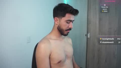 Snapshot of damon_frost chatting on 12.07.24 damon_frost online show from 12.07.24