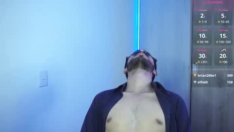 Snapshot of damon_frost chatting on 12.18.24 damon_frost online show from 12.18.24