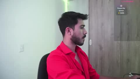 Snapshot of damon_frost chatting on 12.23.24 damon_frost online show from 12.23.24