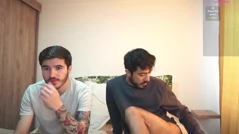 Snapshot of damon_frost chatting on 01.18.25 damon_frost online show from 01.18.25