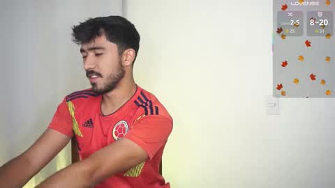 Snapshot of damon_frost chatting on 09.29.25 damon_frost online show from 09.29.25