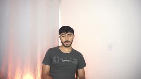 Snapshot of damon_frost chatting on 09.30.25 damon_frost online show from 09.30.25